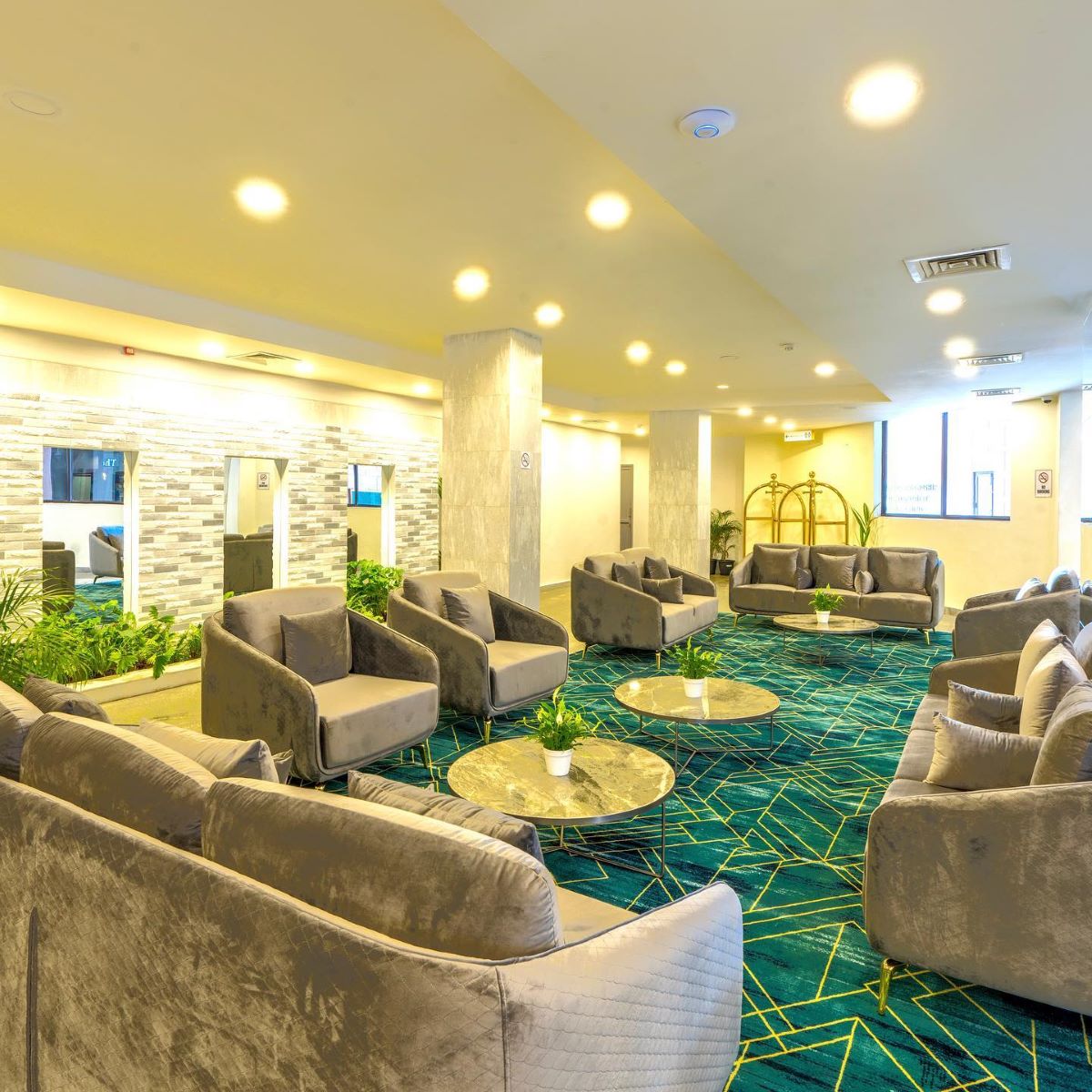 Manhattan Business Hotel