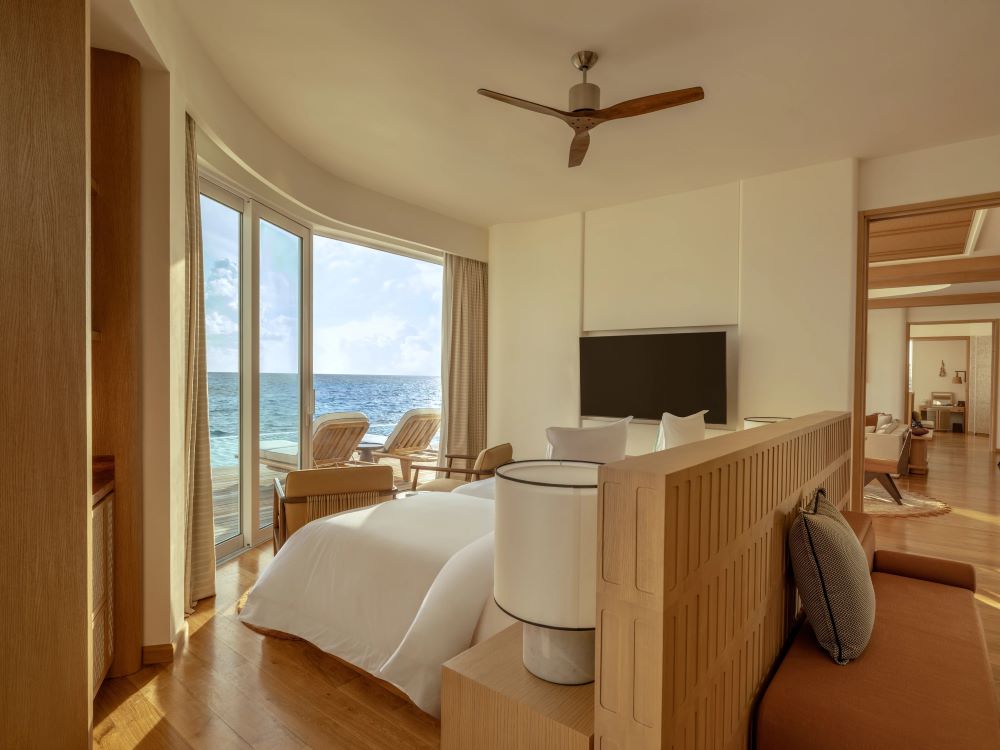 One Bedroom Grand Lagoon Villa with Pool Photo 2