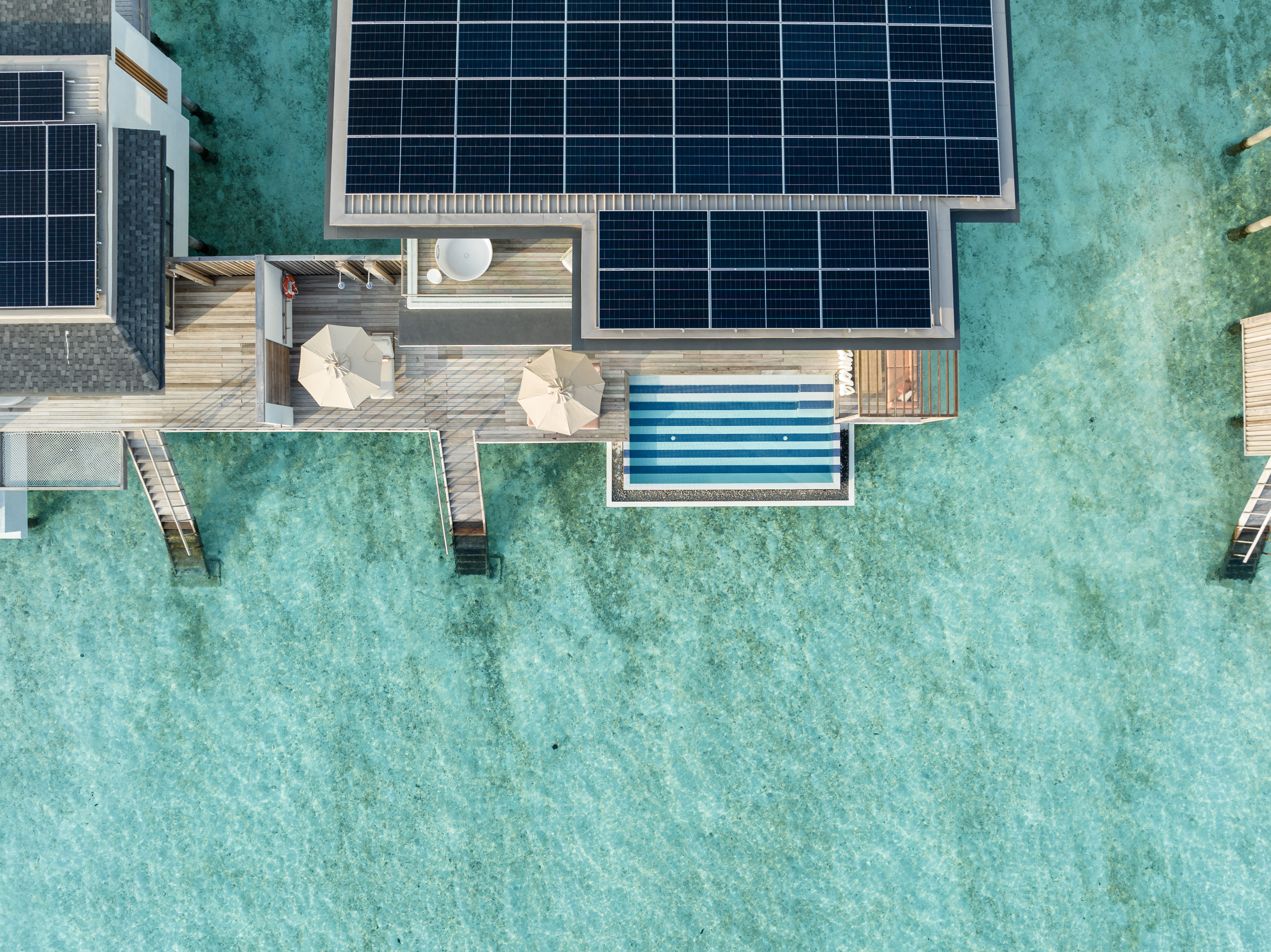 Two-Bedroom Ocean Water Pool Atelier Photo 13