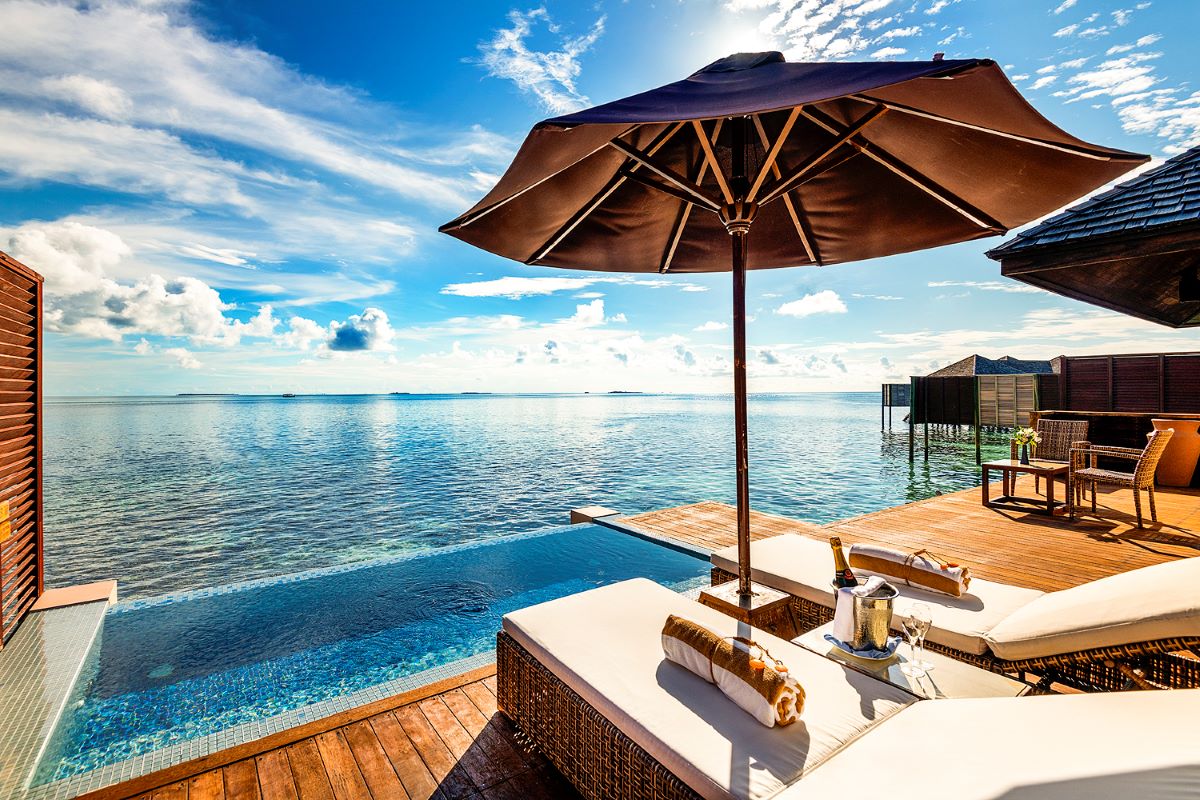 Deluxe Water Villa Photo 3