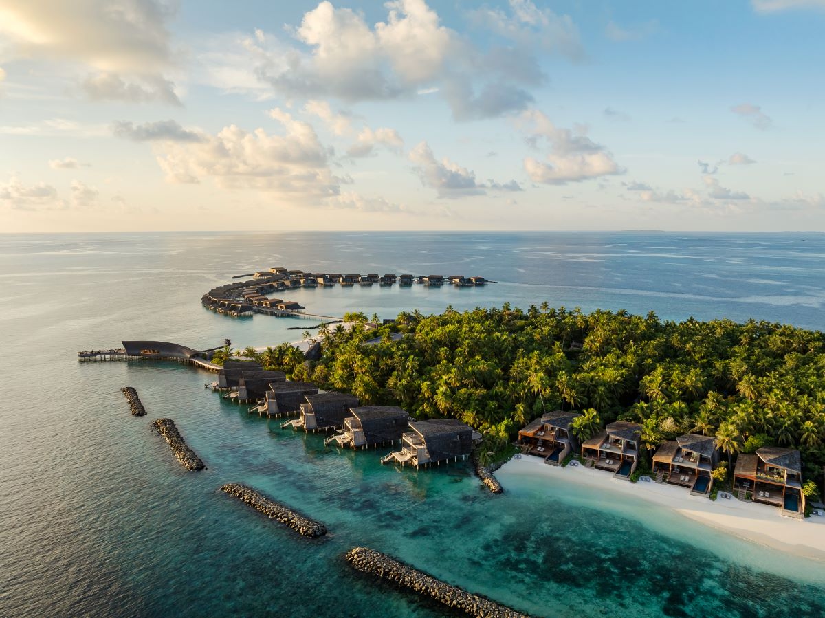 The St. Regis Maldives Vommuli Resort