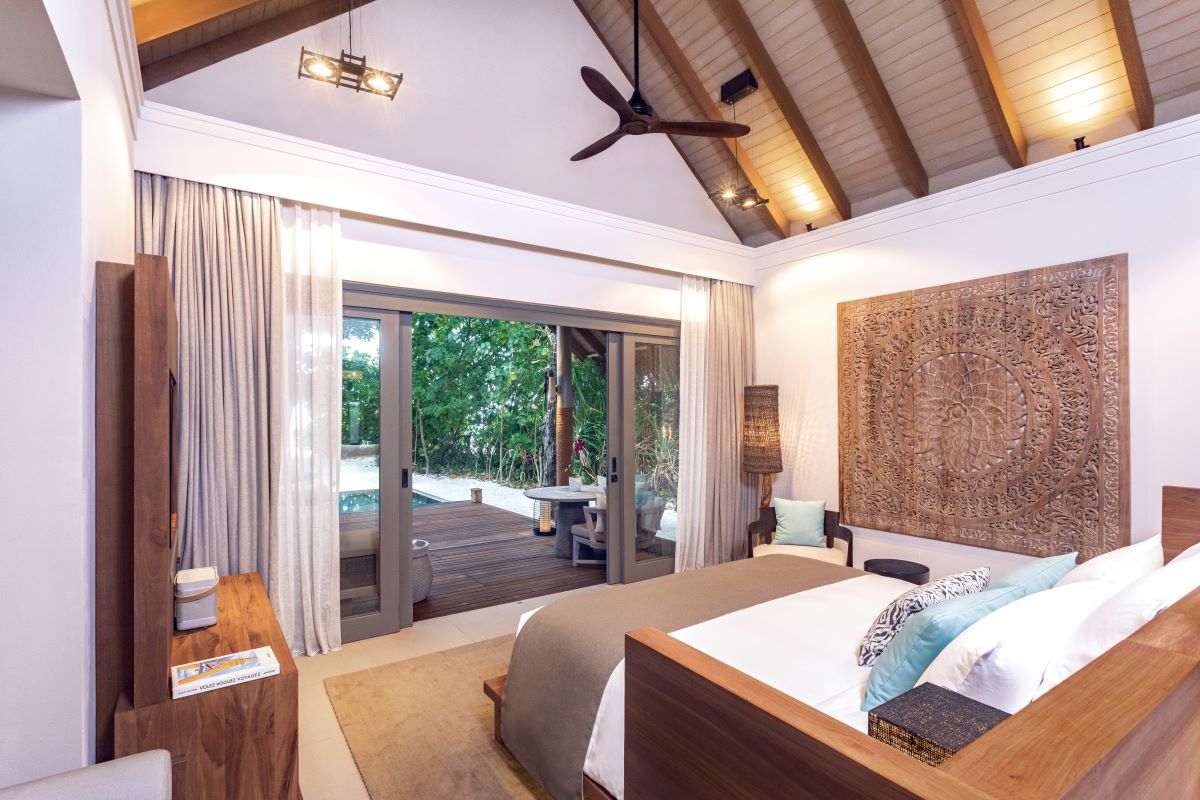 Beach Villa with Plunge Pool Photo 4