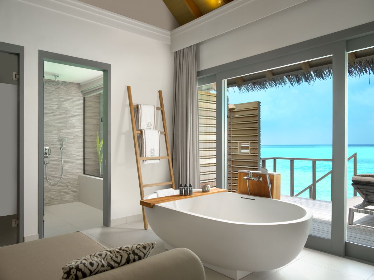 Overwater Villa Photo 2