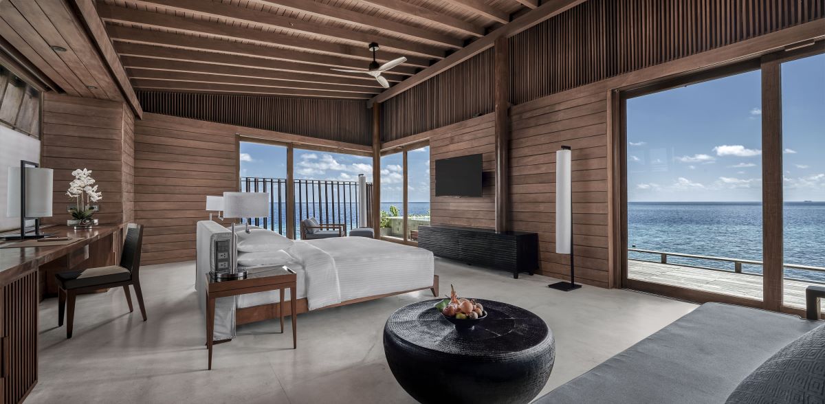 Overwater Sunset Villa Photo 1