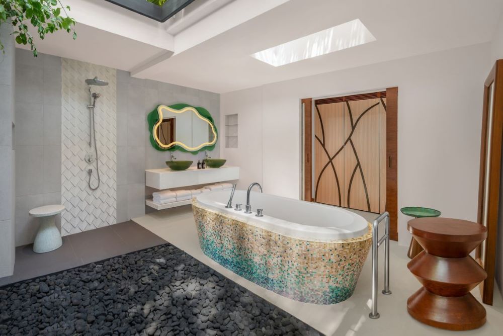 Oasis Beach with Slide Two Bedroom Villa Photo 8
