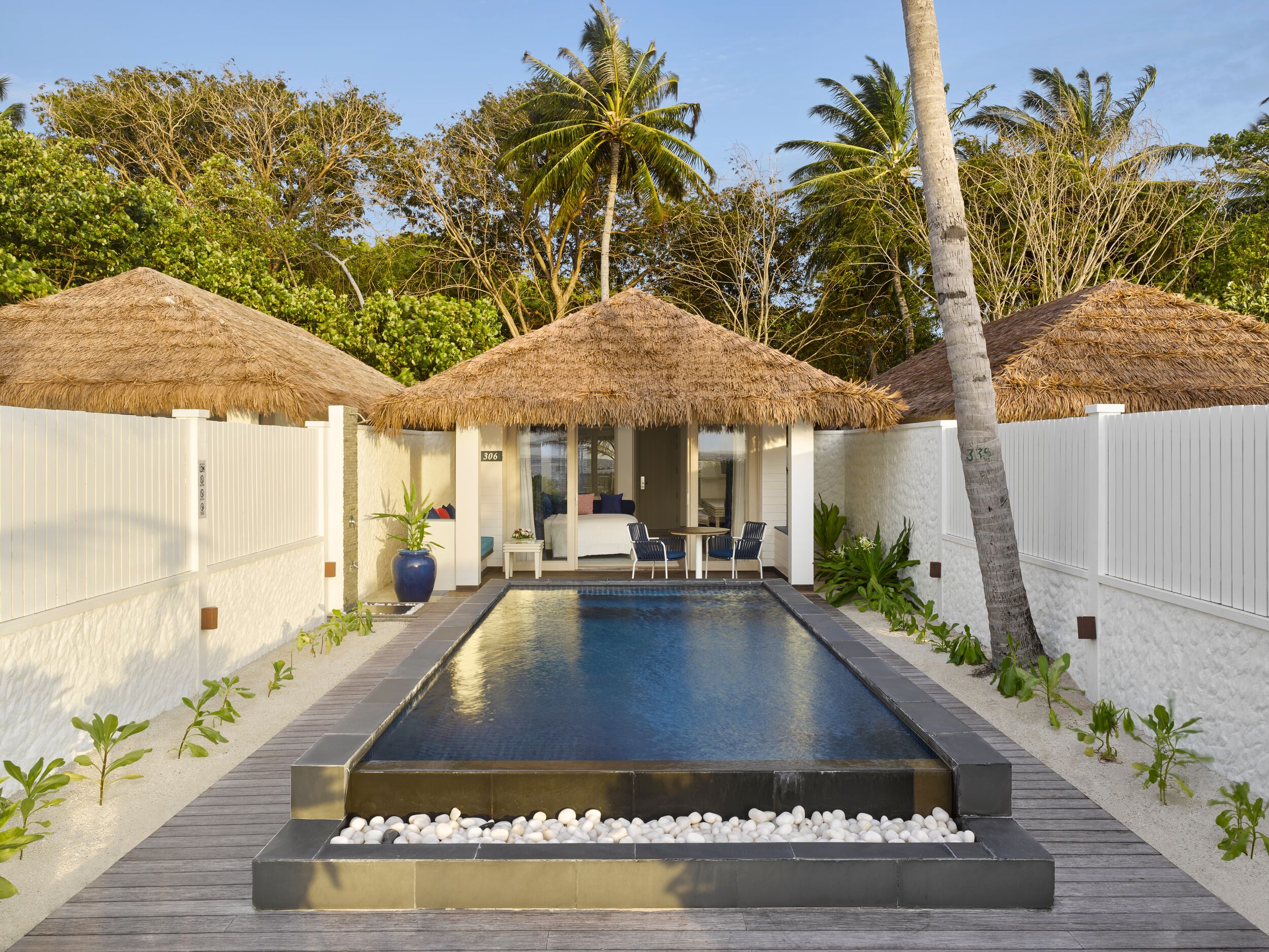 Sunset Beach Pool Villa Photo 1