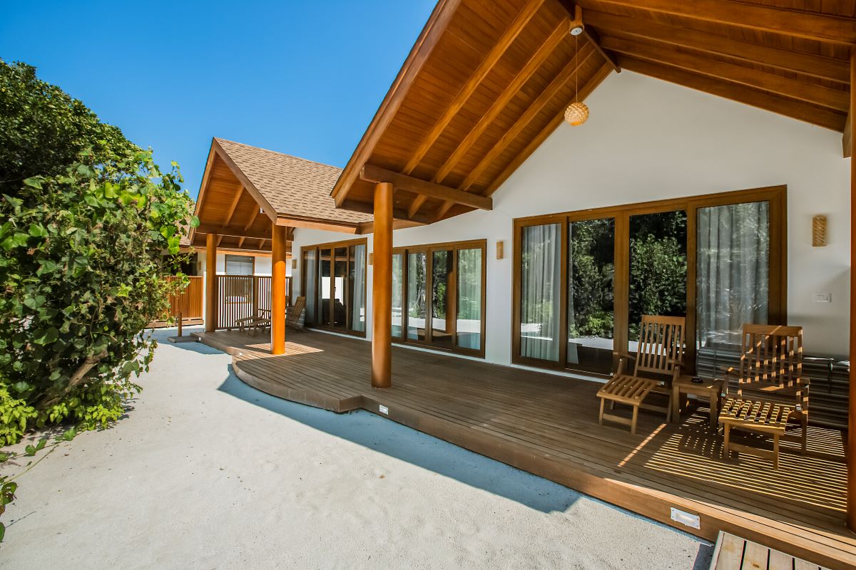 Deluxe Two Bedroom Beach Suite Photo 1