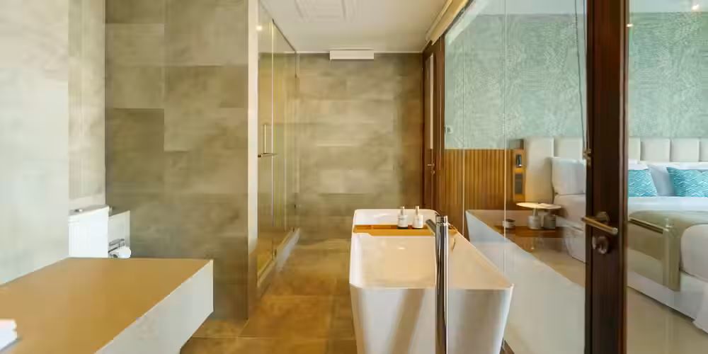 Junior Suite Ocean View Photo 5