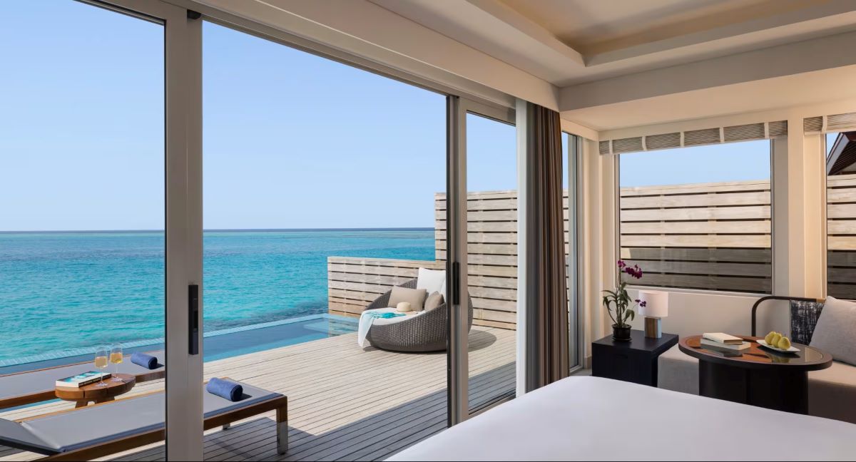 Overwater Pool Villa Photo 4