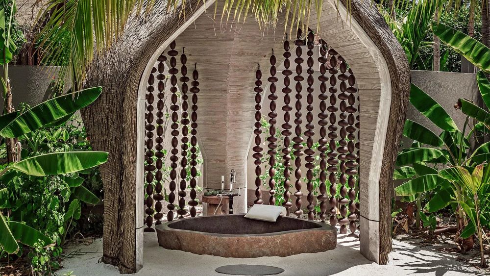 Four Bedroom Beach Residence with Two Pools Photo 7