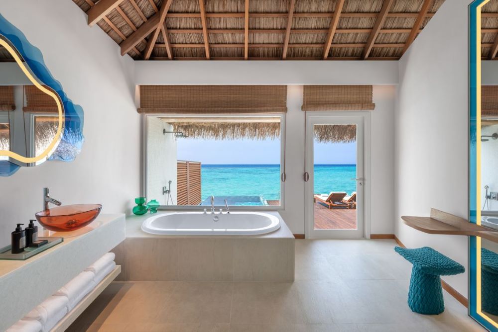 Superior Overwater One Bedroom Villa Photo 2