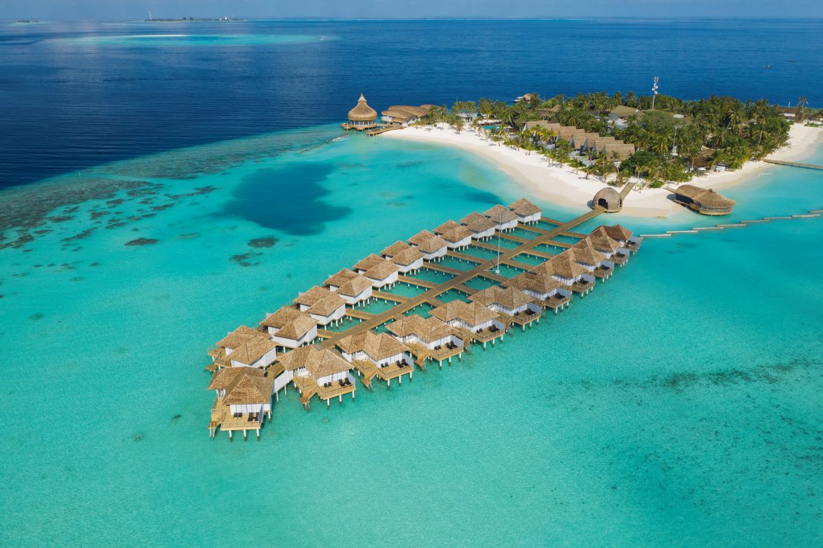 OUTRIGGER Maldives Maafushivaru Resort