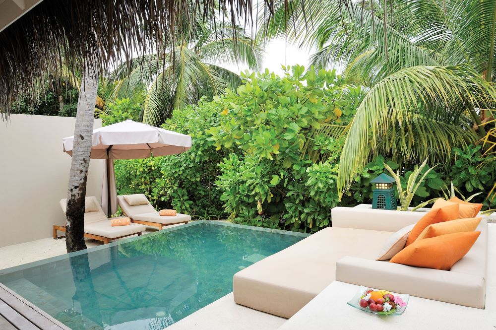 Beach Villa with Pool Photo 3