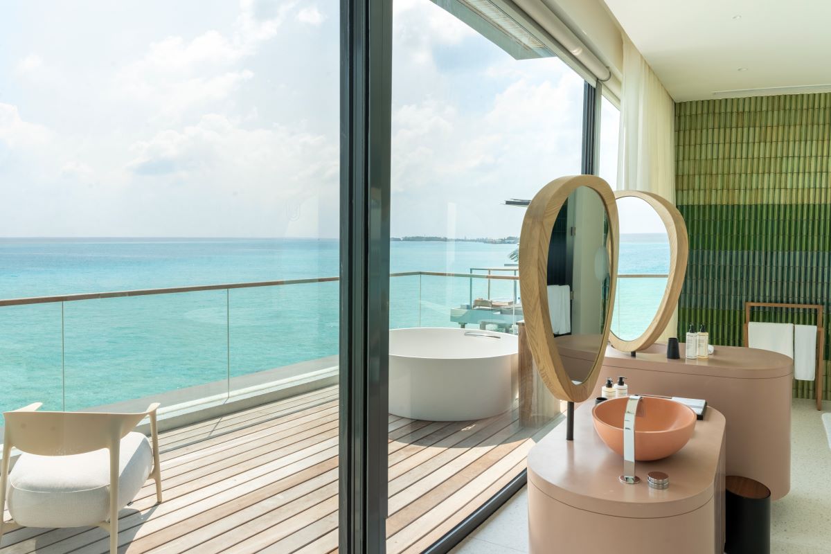 Two-Bedroom Ocean Water Pool Atelier Photo 10