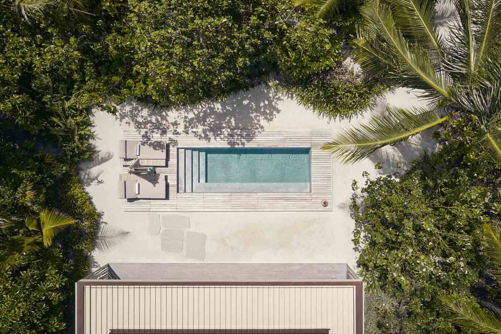 One Bedroom Beach Pool Villa   Photo 3