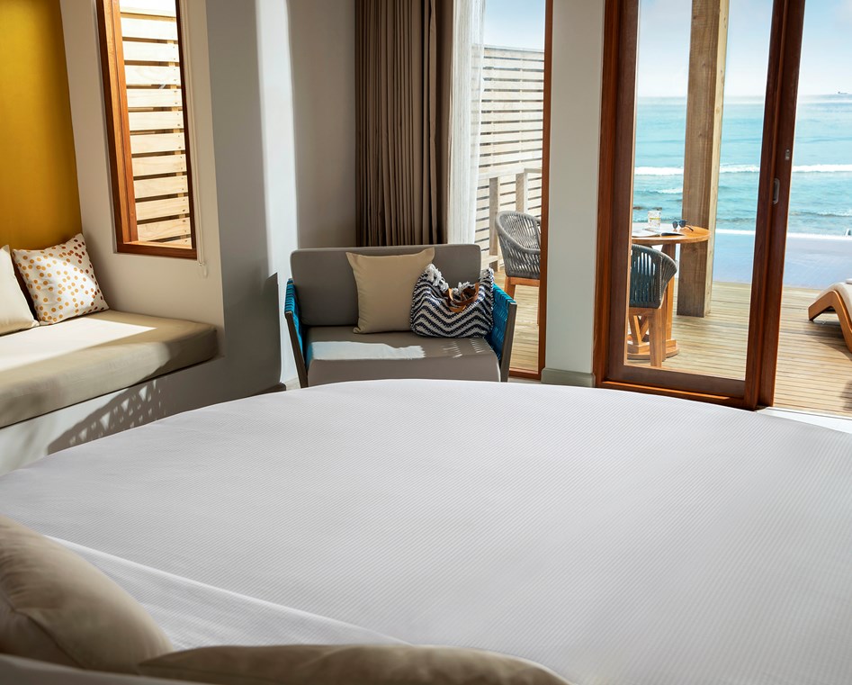 Romantic Water Villa with Pool Photo 1