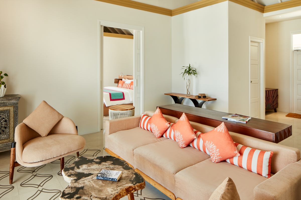 Two Bedroom Beach Residence with Pool Photo 5