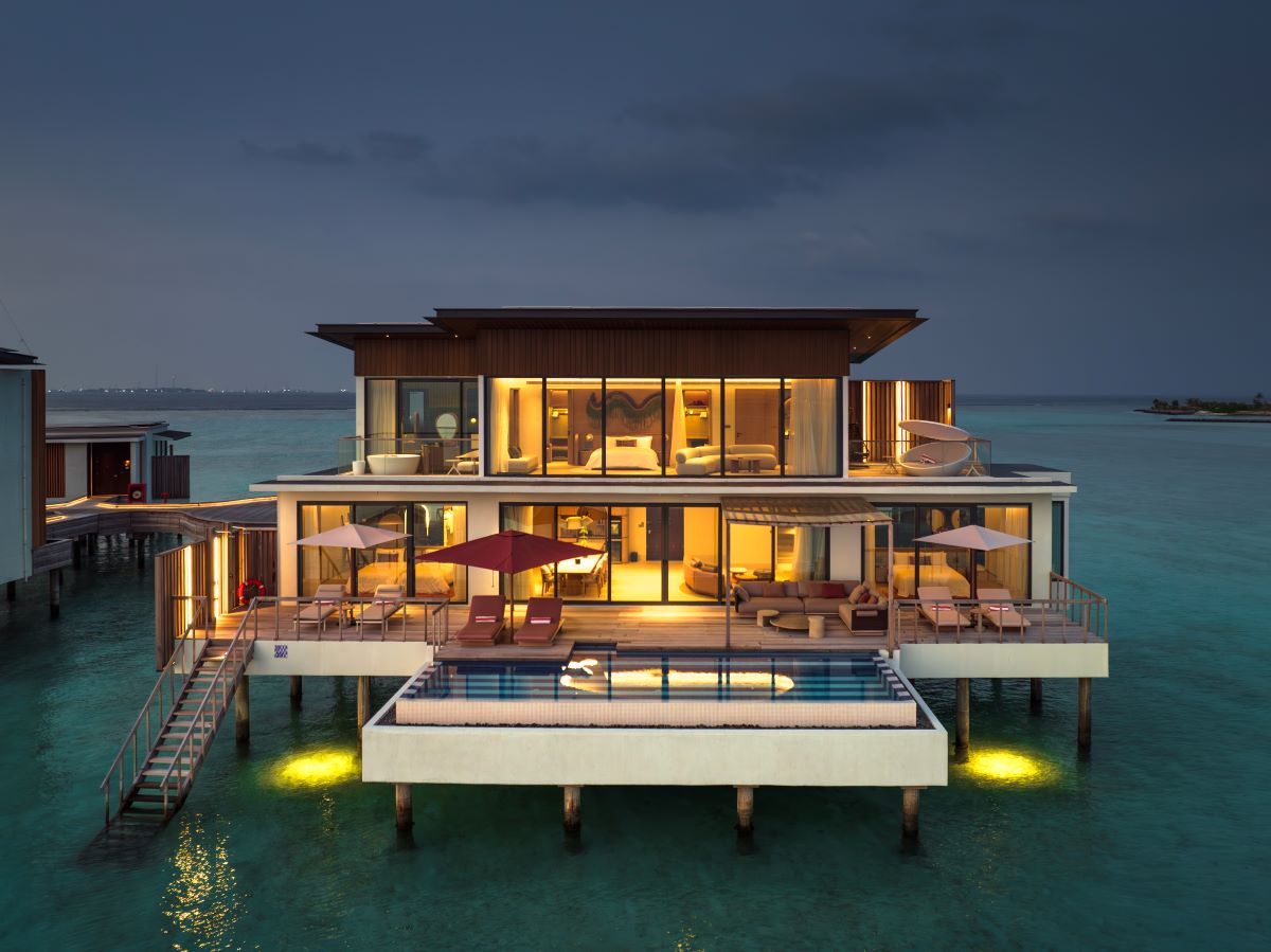Three-Bedroom Ocean Water Pool Atelier Photo 1