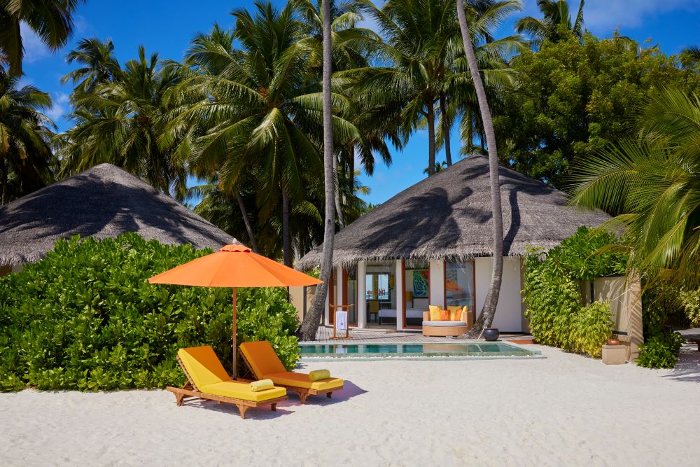 Beachfront Family Pool Villa  Photo 4