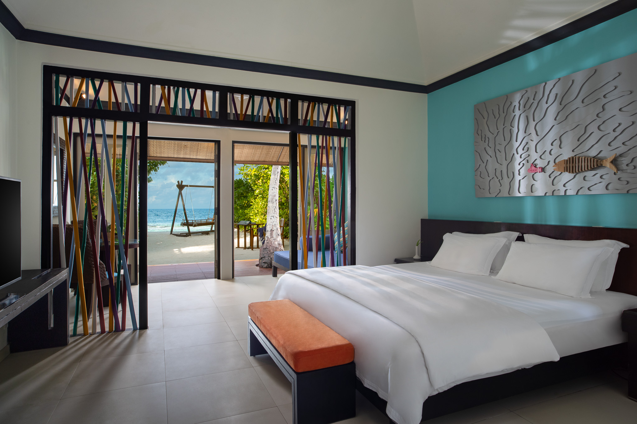Beachfront Villa Photo 5