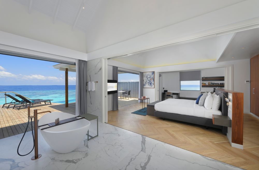 One Bedroom Sunset Over Water Villa with Private Pool Photo 4