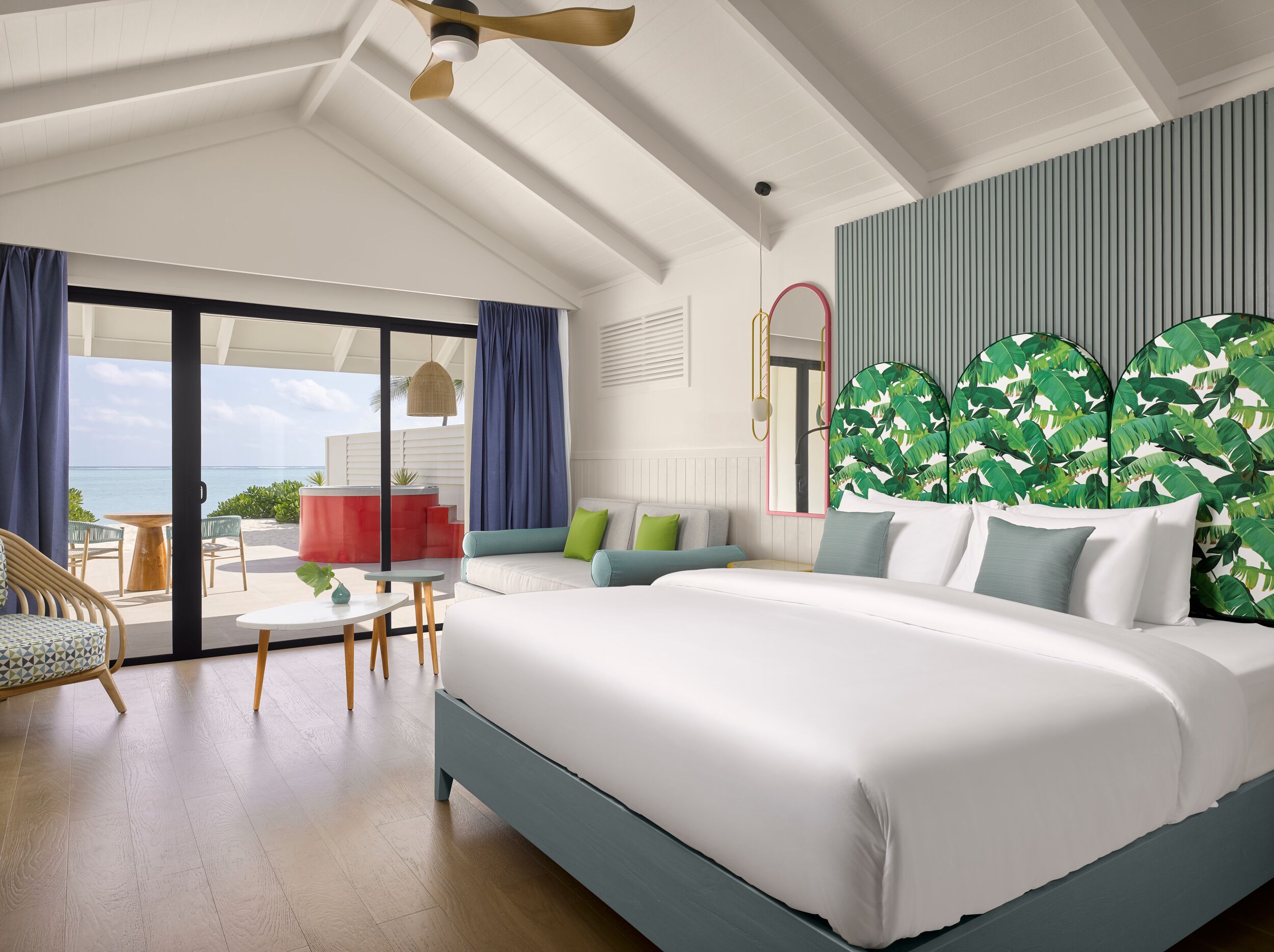 Beach Villa with Whirlpool Photo 2