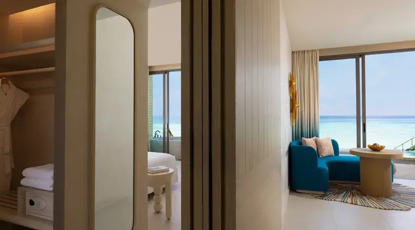 Overwater Sunrise Villa with Jacuzzi Photo 2