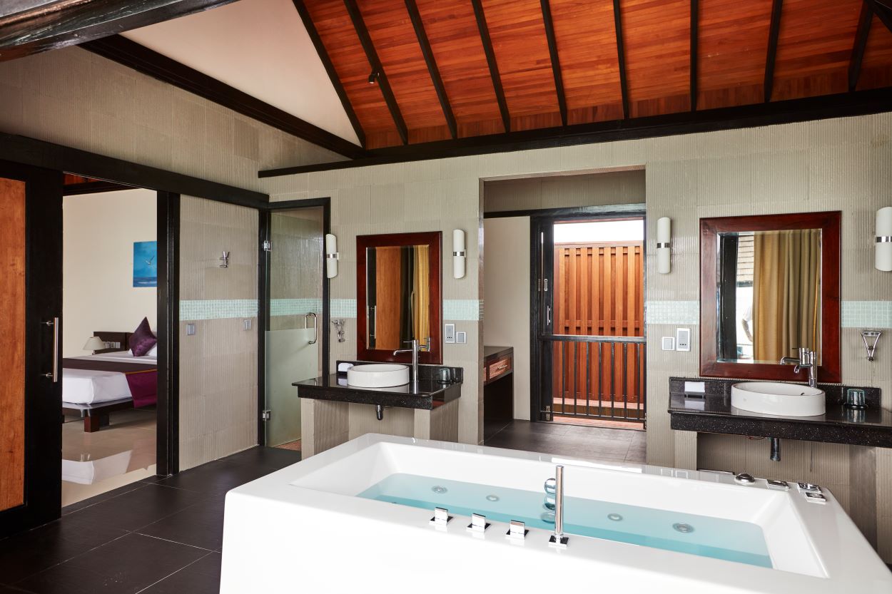 Infinity Water Villa Photo 4