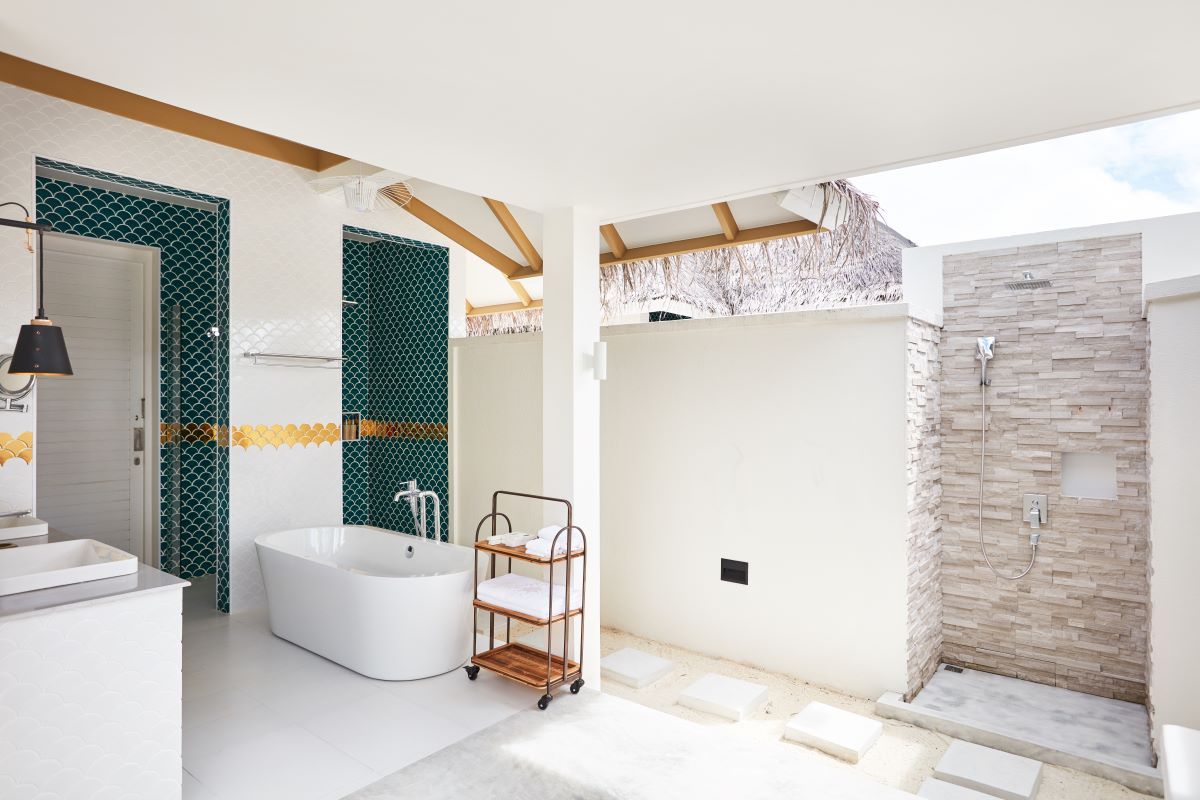 Family Beach Villa with Pool Photo 3