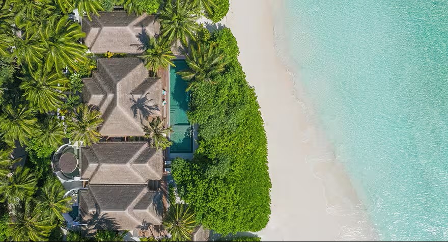 Four Bedroom Beach Pool Residence Photo 1
