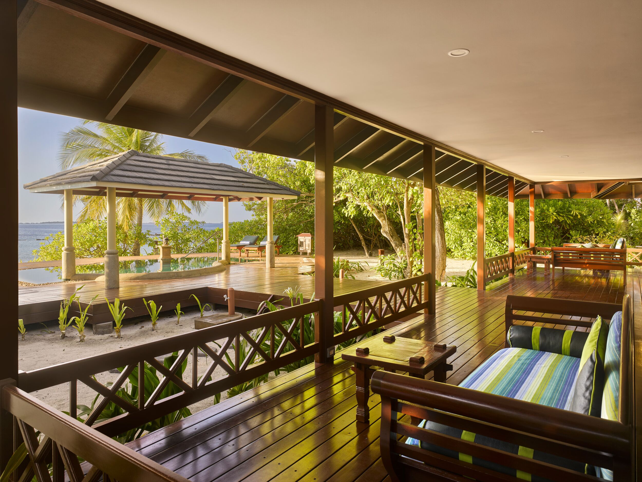 Two Bedroom Beach Pool Residence Photo 3