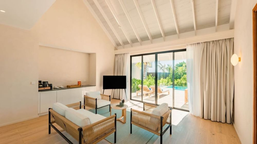 Two-Bedroom Beach Pool Villa Photo 3