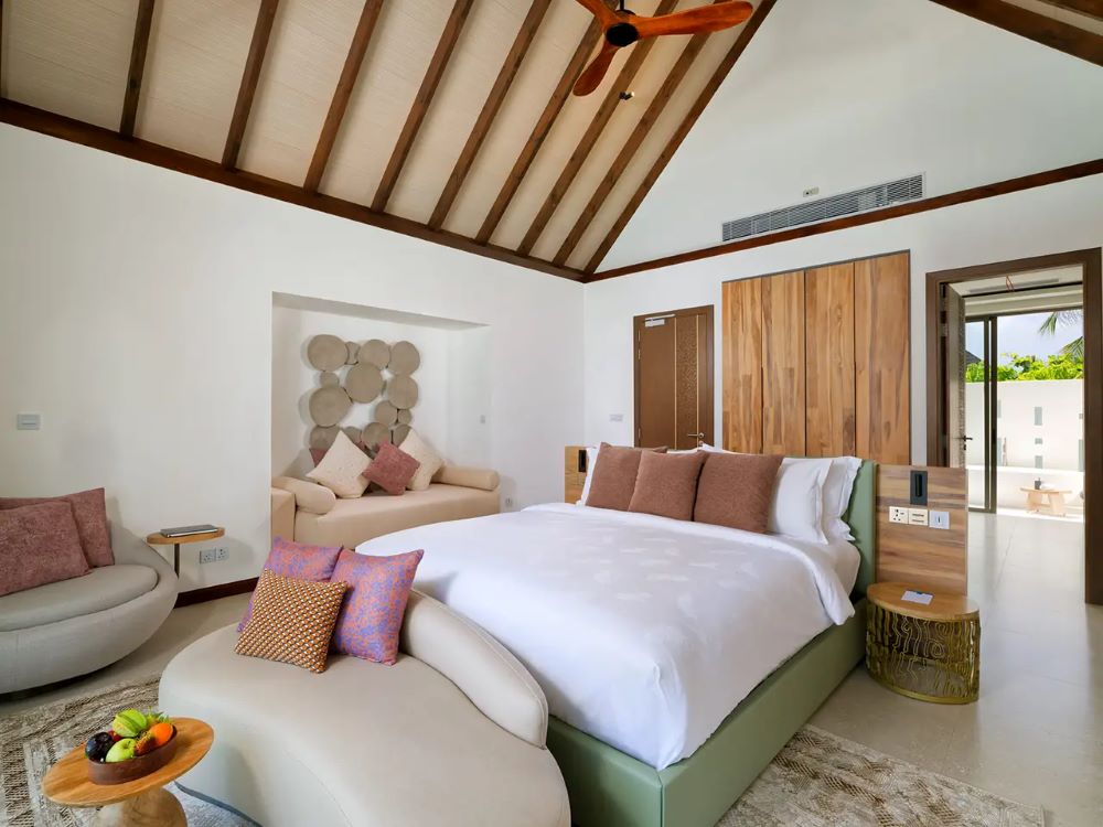 Beach Pool Suite Photo 3