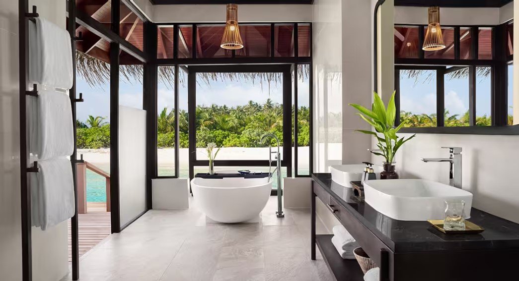 Deluxe Over Water Villa Photo 2