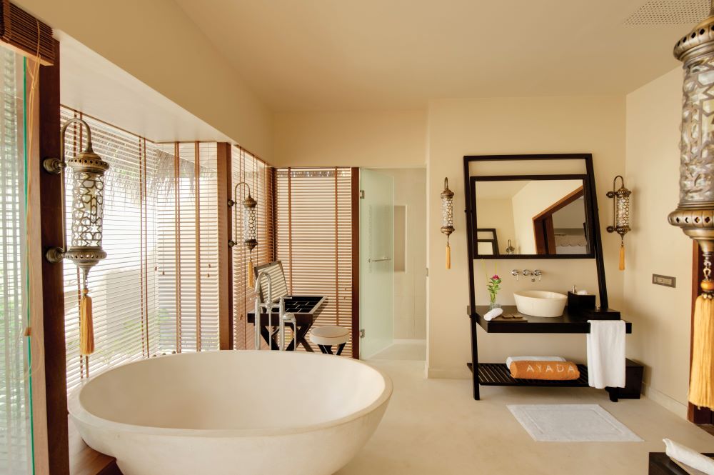 Beach Suites with Pool Photo 4