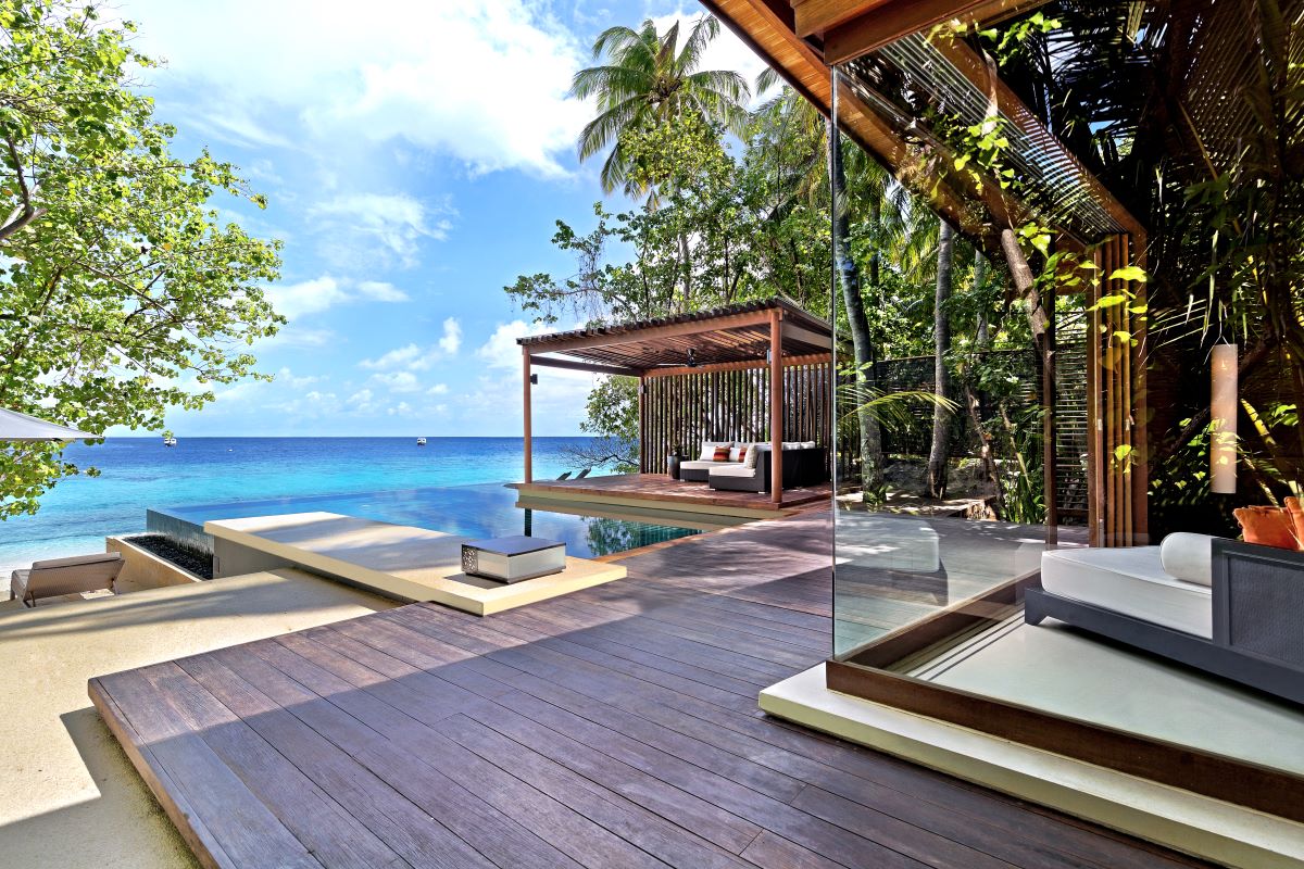 Deluxe Beach Pool Villa Photo 1