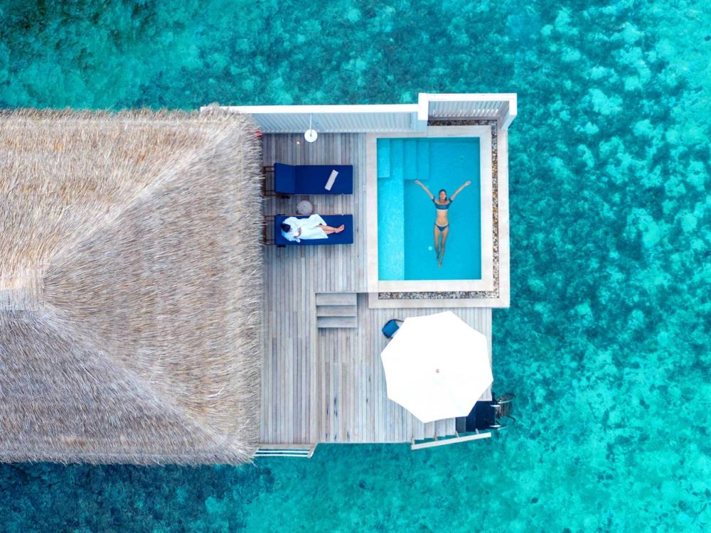 Water Villa with Pool Photo 1