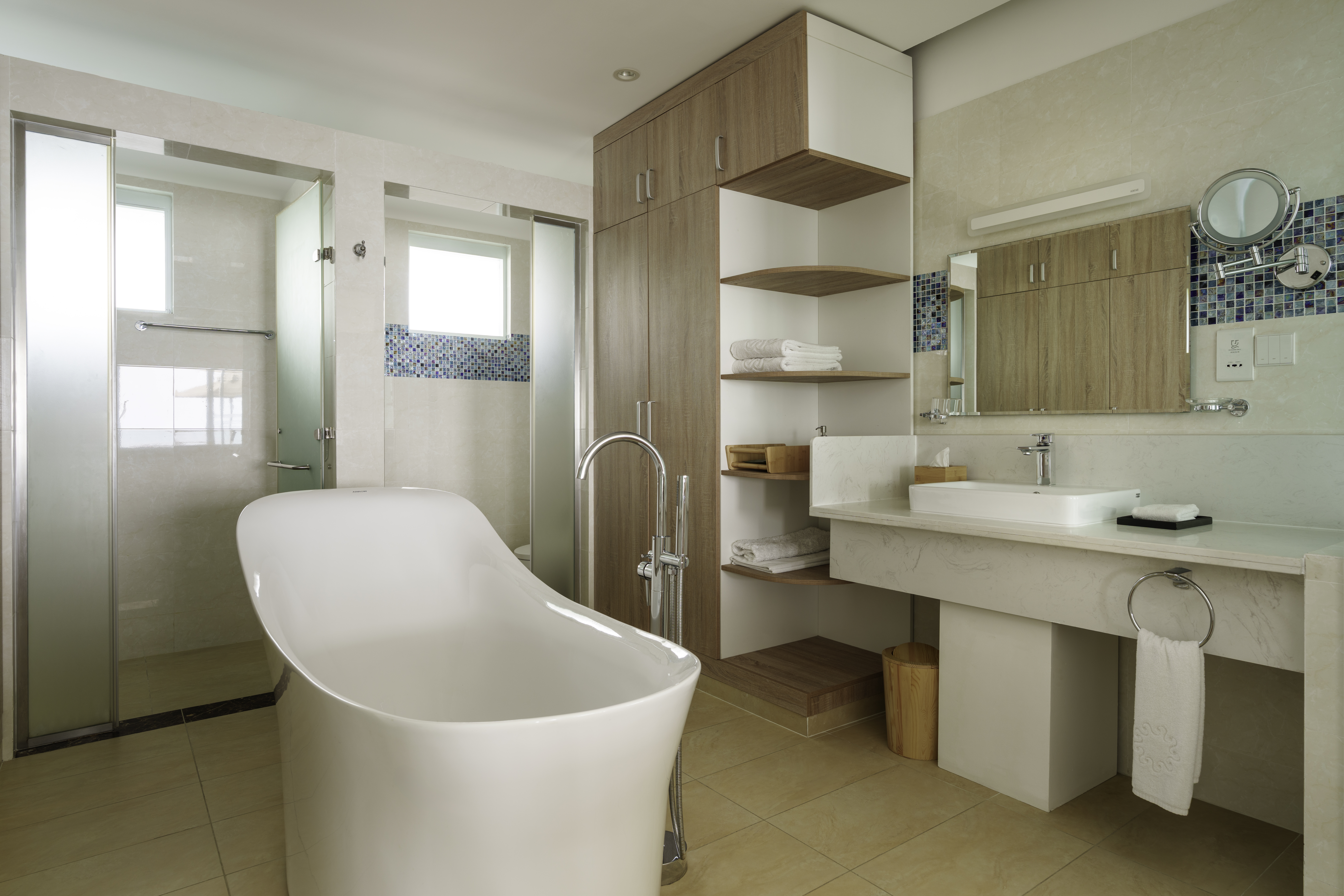 Two Bedroom Lagoon Villa with Pool + Slide Photo 7