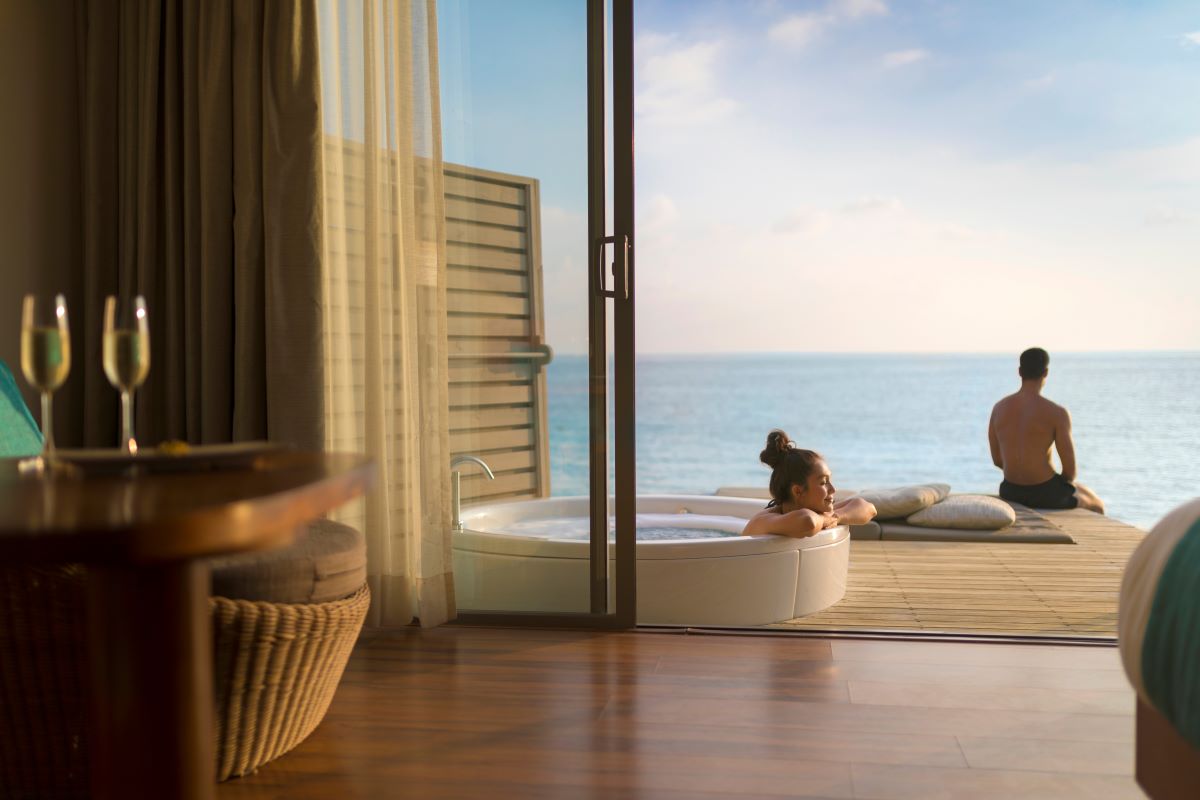 Centara Rasfushi Resort & Spa, Maldives