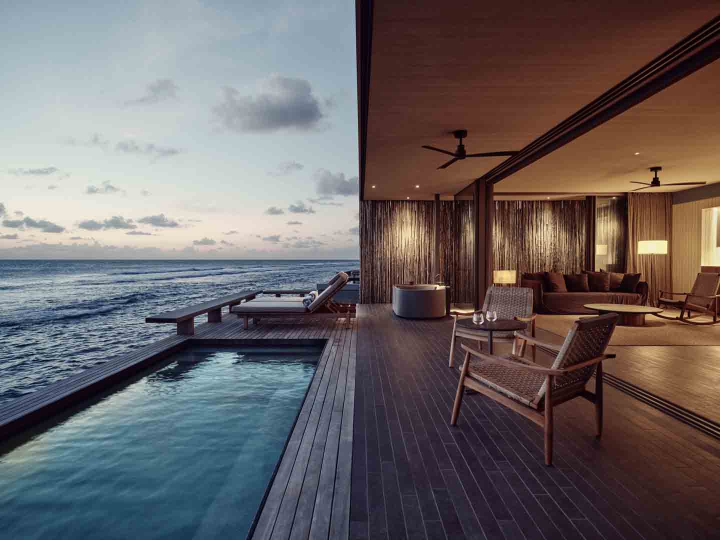One Bedroom Water Pool Villa   Photo 2