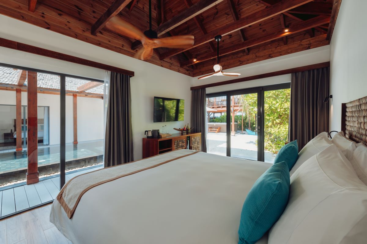 Three-Bedroom Beach Pool Residence Photo 4