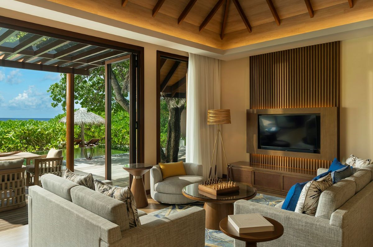 Two-bedroom Baros Retreat with Pool Photo 10