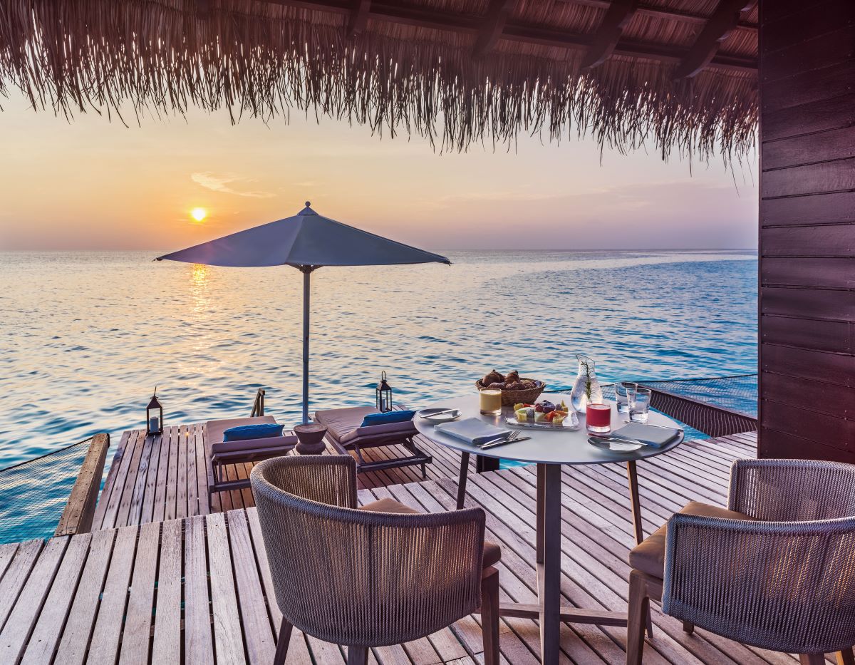Water Villa with Pool Photo 4