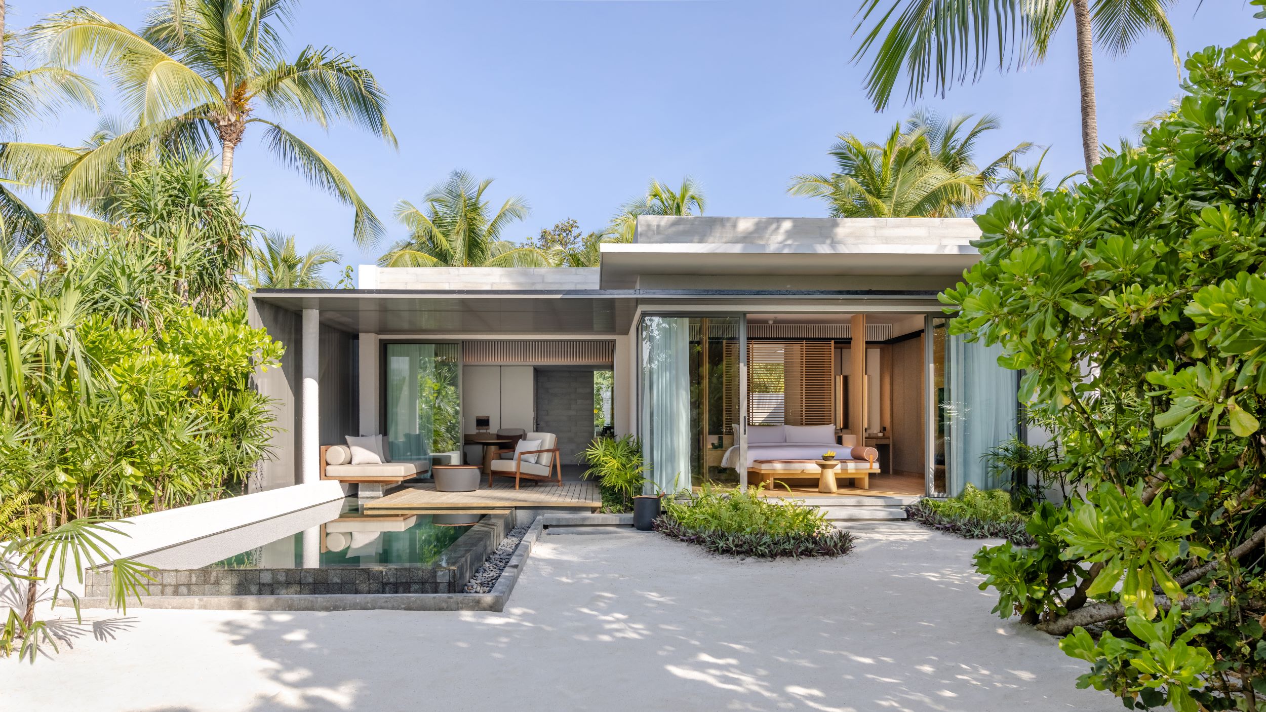 One Bedroom Beach Pool Villa Photo 1