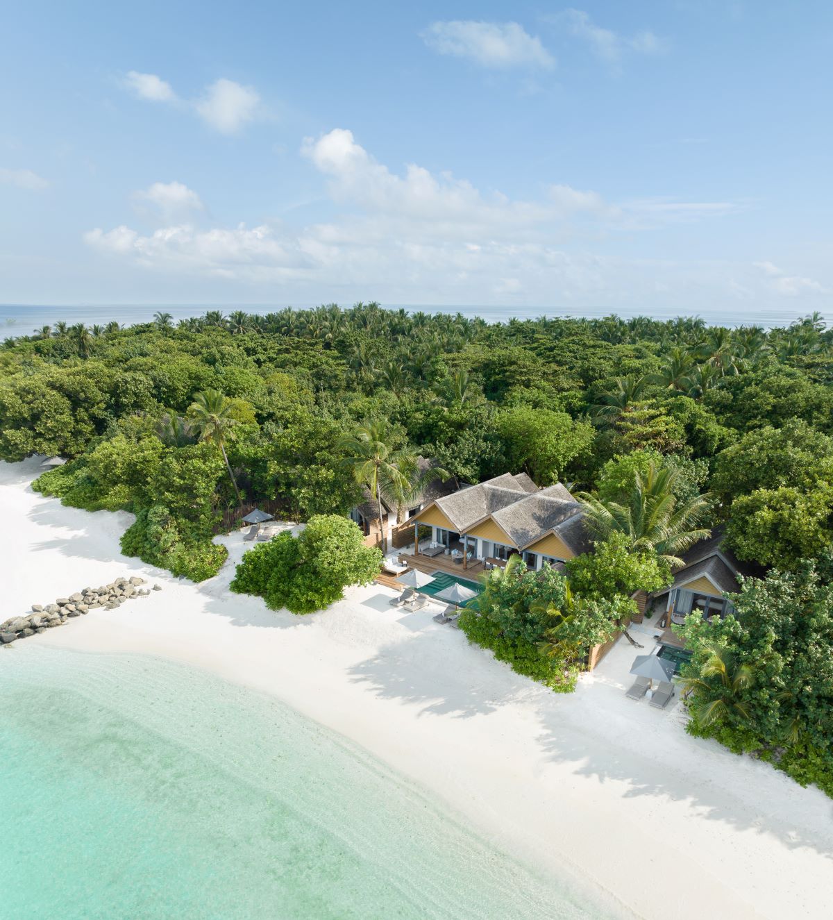 Four Bedroom Beach Pool Residence Photo 1