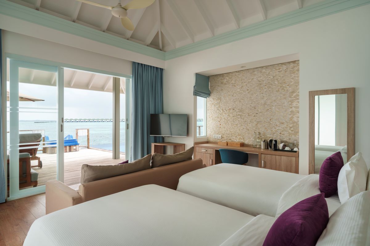 Two Bedroom Lagoon Villa with Pool + Slide Photo 4