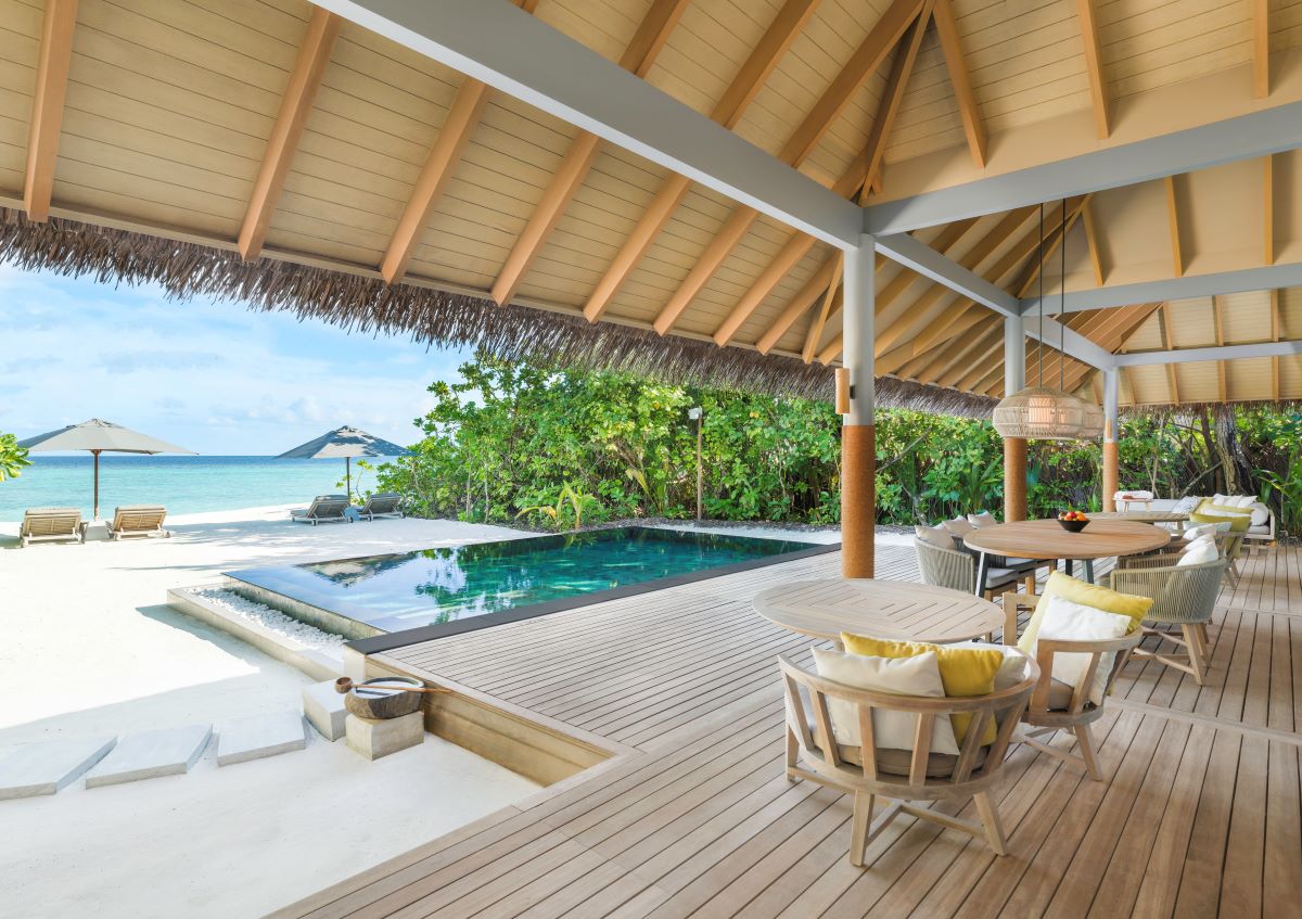 Two Bedroom Beach Pool Residence Photo 5