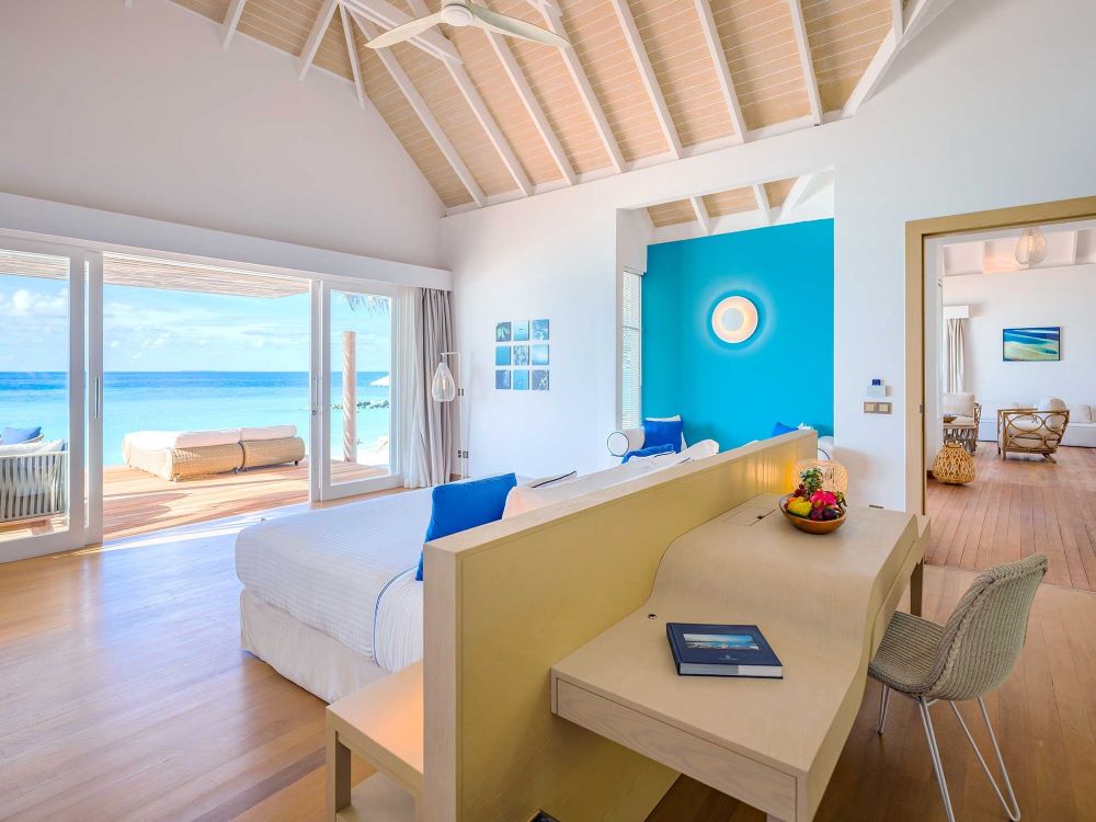 Two Bedroom Beach Suite with Pool Photo 3