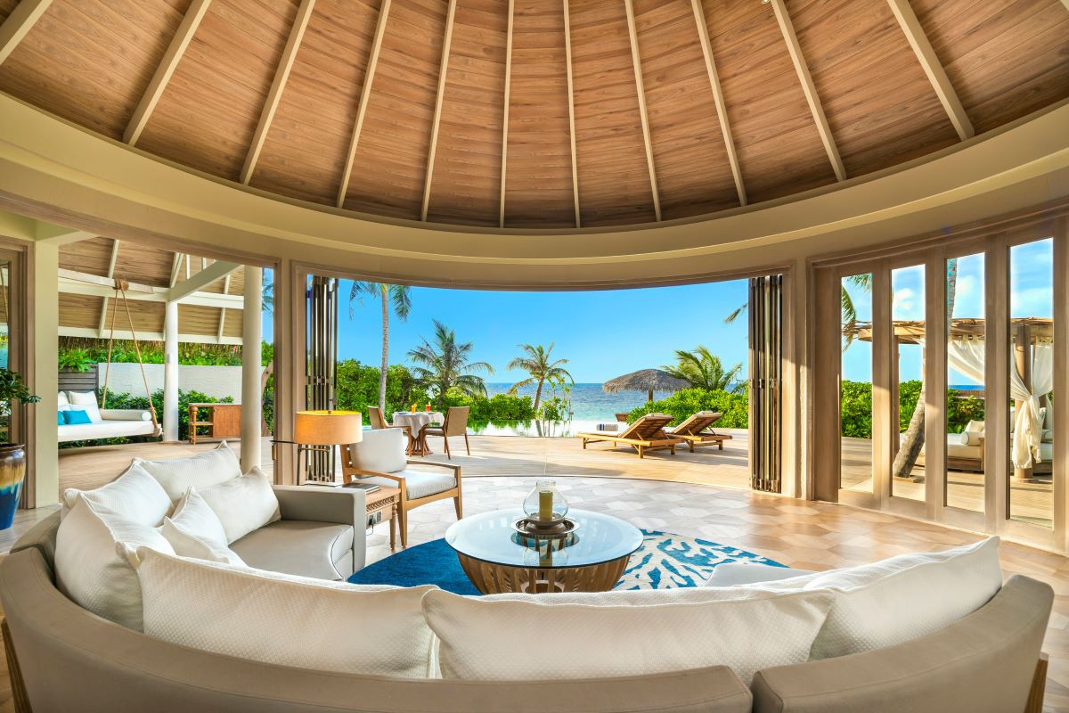 Beach Pool Residence Photo 2